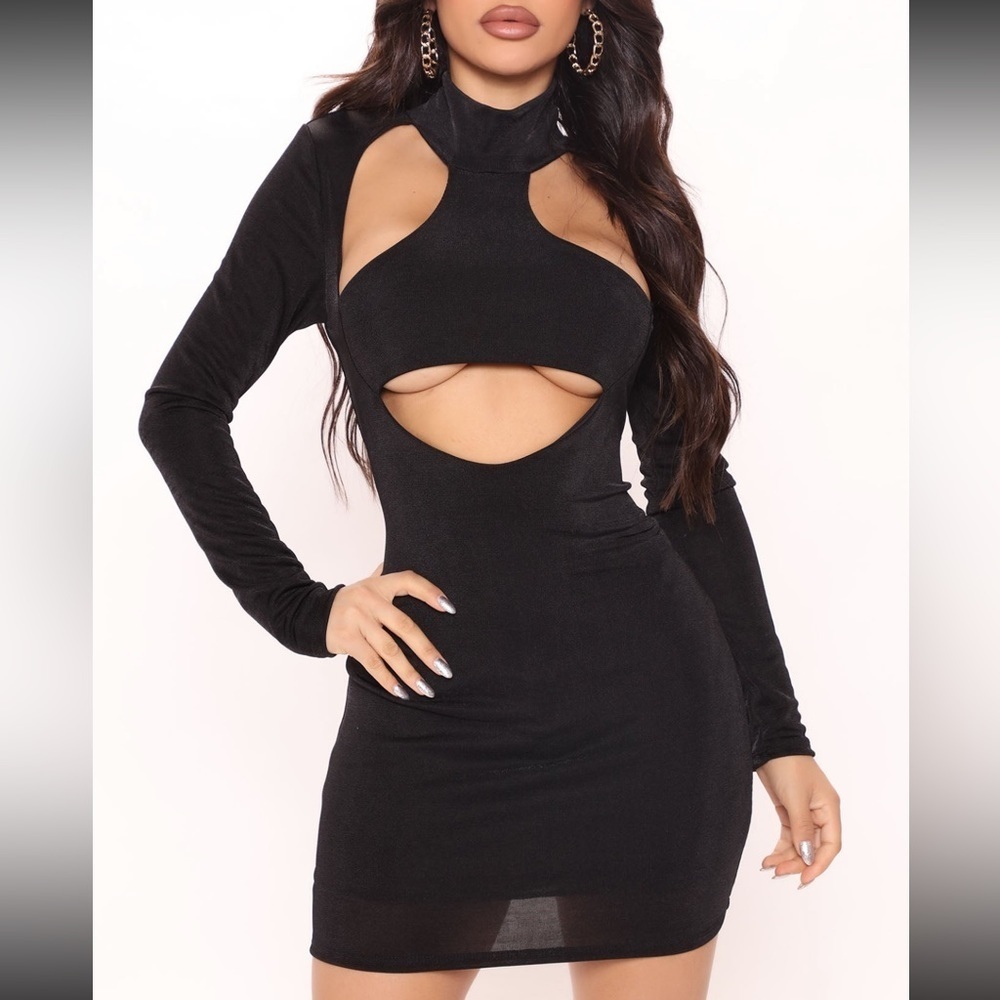 NWT Cut Out Long Sleeve Mini Dress - Black - Medium